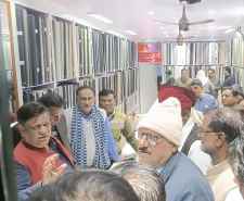 वीडियो न्यूज़ : नीमकाथाना बंद को व्यापार महासंघ का समर्थन : नीमकाथाना 28 दिसंबर को मनाएगा काला दिवस , सब्जी मंडी एवं फ्रूट व्यापार संघ ने भी किया समर्थन