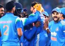 भारत ने साउथ अफ्रीका को 17 रन से हराया : कोहली का रिकॉर्डतोड़ शतक, कुलदीप यादव ने चटके 4 विकेट, भारत की सीरीज में 1-0 की बढ़त