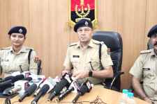 पुलिस ने दो दिन में सुलझाया मर्डर केस :  विवाहिता की हत्या मामले में 5 आरोपी गिरफ्तार, पिता से मेल-मिलाप था इसलिए हत्या कर दी