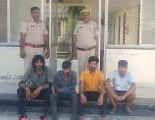 वीडियो न्यूज़ : नीमकाथाना पुलिस की बड़ी कार्रवाई : अलग-अलग मामलों में 10 आरोपियों को किया गिरफ्तार, तीन स्थाई वारंटी भी शामिल