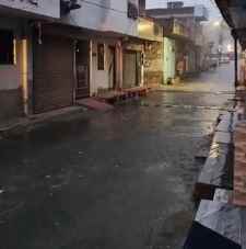 वीडियो न्यूज़ : नीमकाथाना में बदला मौसम का मिजाज : नीमकाथाना शहर सहित आसपास के क्षेत्रो में बारिश, किसानों की हो गई बल्ले बल्ले, मावठ से खिले चेहरे