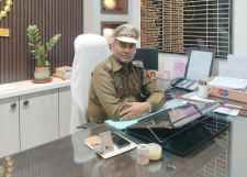 डॉ. तेजपाल सिंह ने संभाला कार्यभार : डॉ. तेजपाल सिंह अप्रैल 2017 से मार्च 2019 तक सीकर में अतिरिक्त पुलिस अधीक्षक का पदभार संभाल चुके