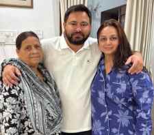 बिहार में हार के बाद RJD - लालू परिवार में घमासान : करारी हार के बाद लालू की बेटी रोहिणी ने छोड़ी राजनीति, परिवार से भी तोड़ा नाता, कहा- सारा दोष मेरा