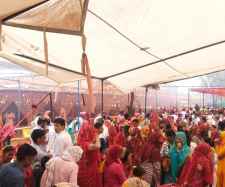 वीडियो न्यूज़ : भंडारे में उमड़ा श्रद्धा का सैलाब : नीमकाथाना के पीला जोहड़ा आश्रम में श्रीराम महायज्ञ की पूर्णाहुति, पूर्व मंत्री सहित पहुंचे अनेक जनप्रतिनिधि