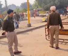 वीडियो न्यूज़ : धौलपुर सिटी सीओ एक्शन मोड़ में दिखे : शहर की यातायात व्यवस्था को सुधारने के लिए उतरे सड़कों पर, सिटी सीओ जांगिड़ की दो टूक चेतावनी