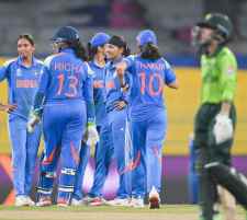 ICC महिला विश्व कप 2025 :भारत ने पाकिस्तान को 88 रनों से हराया, क्रांति गौड़ चुनी गई प्लेयर ऑफ द मैच