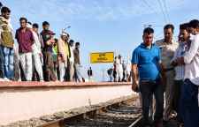 युवक-युवती ने ट्रेन के आगे लगाई छलांग : प्रेम प्रसंग बना मौत की वजह, दोनों ही शादीशुदा थे, पुलिस मामले की जांच मे जुटी