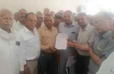 वीडियो न्यूज़ : नीमकाथाना में पेंशनर्स समाज में भारी आक्रोश : रैली निकालकर प्रधानमंत्री मोदी के नाम उपखंड अधिकारी को सौंपा ज्ञापन, दी आंदोलन की चेतावनी