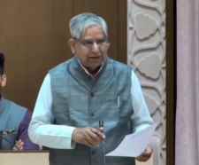 वीडियो न्यूज़ : विधानसभा में उठा नीमकाथाना के 76 नम्बर फाटक का मामला : विधायक मोदी ने अंडर पास का कार्य शुरू करवाने की उठाई मांग, बोले - विभागीय खींचतान के कारण अटका कार्य