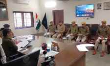 वीडियो न्यूज़ : नीमकाथाना में एसपी ने ली पुलिस अधिकारियों की बैठक :  एएसपी कार्यालय में आयोजित हुई बैठक, एसपी ने लंबित प्रकरणों के निस्तारण और अपराधियों की धरपकड़ के दिए निर्देश