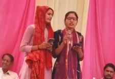 वीडियो न्यूज़ : सरकारी स्कूल में वार्षिक उत्सव धूमधाम से सम्पन्न : कार्यक्रम में बच्चों ने दी सांस्कृतिक प्रस्तुति, तिभाशाली छात्रों व भामाशाहों को किया सम्मानित