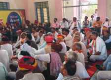 वीडियो न्यूज़ : 11 वें राष्ट्रीय तेजा दर्शन महोत्सव का आयोजन प्रतापपुरा में : नीमकाथाना के वीर तेजाजी शिक्षण संस्थान में किया हुआ पोस्टर विमोचन, 29 जनवरी से 2 फरवरी 2026 तक होगा आयोजन