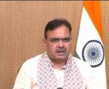 वीडियो न्यूज़ : पोस्ट डिलीट करने पर विपक्ष ने सीएम पर साधा निशाना : भजनलाल ने बजट को बताया शानदार , बोले - ये बजट महिलाओं, गरीबों और किसानों को समर्पित है