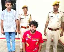 नीमकाथाना कोतवाली पुलिस की बड़ी कार्रवाई : हत्या के प्रयास का आरोपी गिरफ्तार, 9 महीने से फरार था आरोपी ,हरियाणा के महेंद्रगढ़ से गिरप्तार