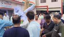 वीडियो न्यूज : स्टूडेंट्स पर लाठीचार्च के विरोध में प्रदर्शन : नीमकाथाना में कांग्रेस  कार्यकर्ताओं ने केंद्र सरकार के खिलाफ किया प्रदर्शन, पीएम का फूंका पुतला
