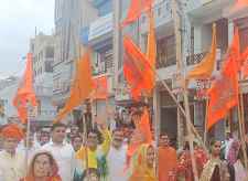 वीडियो न्यूज़ : नीमकाथाना में रामनवमी पर भव्य शोभायात्रा का आयोजन : शोभायात्रा का पुष्पवर्ष से भव्य स्वागत, नासिक से आए मशहूर बैंड ने शिवगर्जना का दिया जबरदस्त परफॉर्म