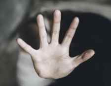 बीजेपी नेता पर बलात्कार का केस दर्ज : आरोपी ने चाकू की नोंक पर किया बलात्कार, बोला- मेरा कोई कुछ नहीं बिगाड़ सकता