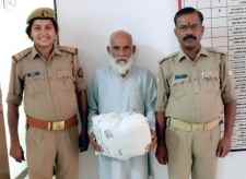 सीकर पुलिस की बड़ी कार्रवाई : जीणमाता पुलिस ने गांजा बेचने के मामले में बुजुर्ग को किया गिरफ्तार, 237.85 ग्राम गांजा भी बरामद