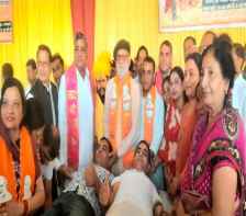 पूर्व प्रदेशाध्यक्ष जोशी के जन्म दिवस पर रक्तदान शिविर  : पूर्व केंद्रीय मंत्री सुभाष महरिया सहित बीजेपी नेताओ ने की रक्तदाताओ की हौसला अफजाई, मील ने किया 160 वीं  बार रक्तदान