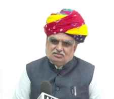 गणतंत्र दिवस पर 17 जिलों में कलेक्टर फहराएंगे तिरंगा : 23 जिलों में मंत्री करेंगे ध्वजारोहण, UDH मंत्री खर्रा सीकर में और गृह राज्य मंत्री बेढ़म डीग में  ध्वजारोहण करेंगे