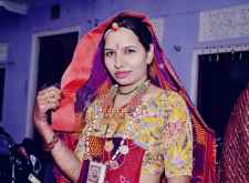 वीडियो न्यूज़ : विवाहिता की संदिग्ध परिस्थितियों में मौत : कमरे में फंदे पर लटकी मिली विवाहिता, परिजनों ने ससुराल पक्ष पर लगाया दहेज के लिए प्रताड़ित करने का आरोप