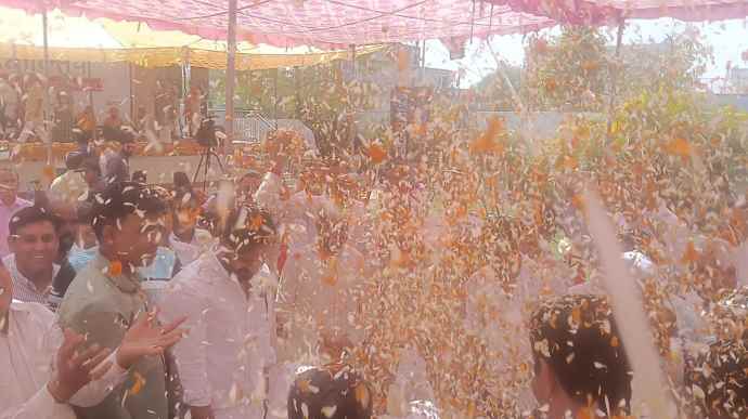 वीडियो न्यूज़ : नीमकाथाना में रंगोत्सव होली स्नेह मिलन समारोह : विधायक सहित कई जनप्रतिनिधि हुए शामिल, जिले का दर्जा समाप्त करने पर पूर्व मंत्री गुढ़ा के राज्य सरकार निशाने पर रही