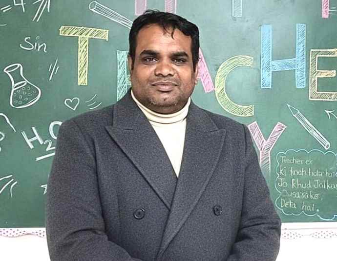 सैनी होंगे “राजस्थान समरसता गौरव अवार्ड” से सम्मानित : शिक्षा व सामाजिक सेवा में उत्कृष्ट योगदान पर नीमकाथाना के माडू राम सैनी को मिलेगा “राजस्थान समरसता गौरव अवार्ड”