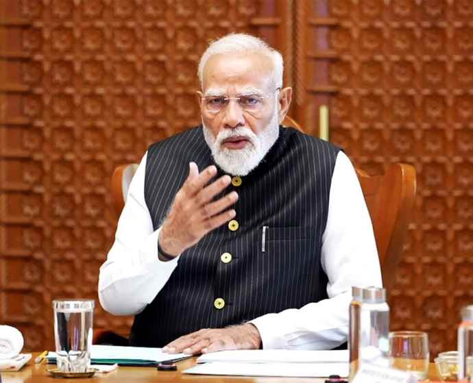 पीएम मोदी दोपहर 2 बजे लोकसभा में बोलेंगे : प्रधानमंत्री मोदी पश्चिमी एशिया में जारी तनाव पर भारत के रुख की संसद देंगे जानकारी