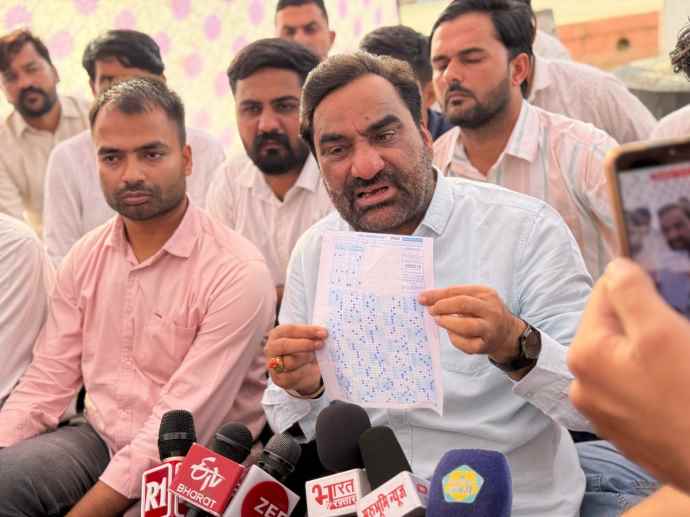 JTA Exam में चयन बोर्ड की बड़ी चूक : सांसद बेनीवाल ने सरकार पर बोला तीखा हमला, बोर्ड अध्यक्ष आलोक राज को बर्खास्त करनेे की मांग