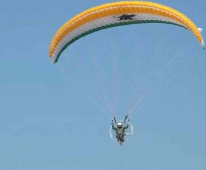 वीडियो लाइव : जयपुर की सड़को पर पहली बार सेना की ताकत का प्रदर्शन : आसमान में अटैक हेलिकॉप्टर अपाचे, टैंक–तोप और मिसाइलों ने लोगों का खींचा ध्यान, सेना का 46 मीटर के मॉड्यूलर ब्रिज का प्रदर्शन