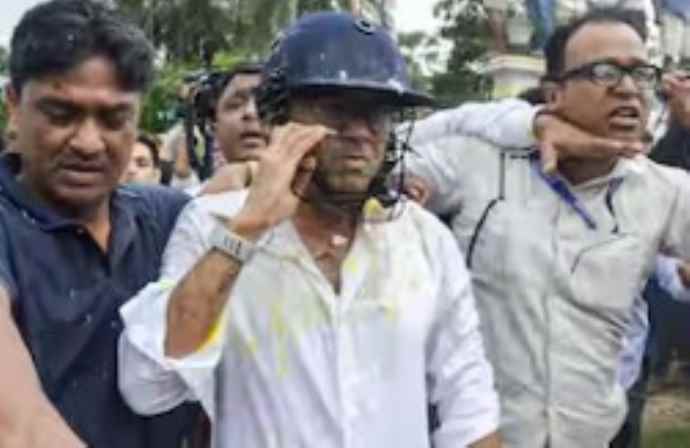 बंगाल में अभिषेक बनर्जी से मारपीट मामला : पुलिस ने वीडियो फुटेज के आधार पर छापेमारी कर 5 आरोपियों को पकड़ा, ममता बोलीं- हेलमेट नहीं होता तो जान चली जाती