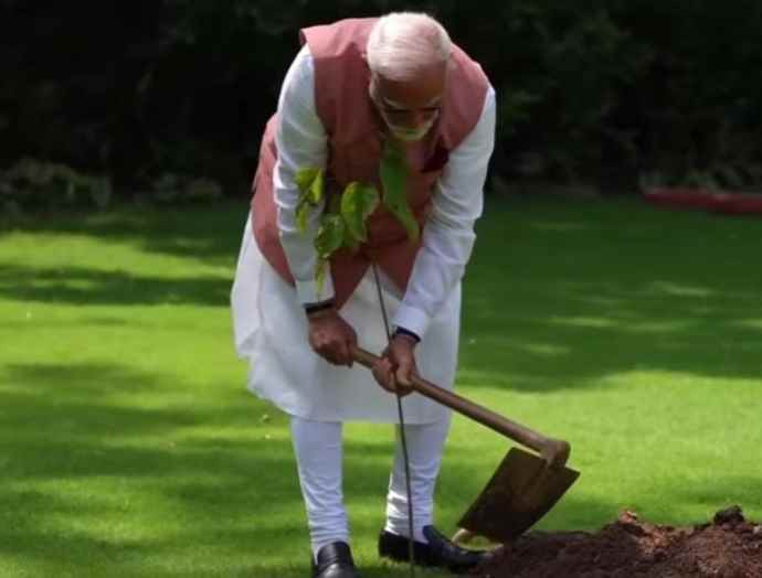 पीएम की मन की बात का 130वा  एपिसोड : पीएम ने मतदाता दिवस की दी शुभकामनाएं, कहा - नए वोटर्स के लिए मिठाई बांटें, मलेशिया में 500 से ज्यादा तमिल स्कूल