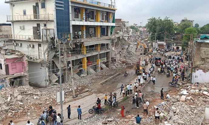 वीडियो न्यूज : नीमकाथाना में दो दिन से अतिक्रमण के खिलाफ कार्रवाई : कल ROB के नीचे से हटेगा अतिक्रमण, अतिक्रमण टूटने के बाद बदली शहर की सूरत