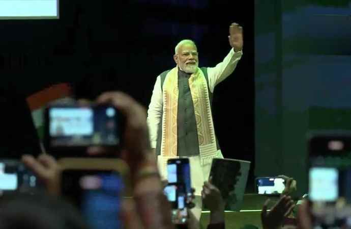 पीएम बोले - देश में 2 लाख से ज्यादा स्टार्टअप : पीएम मोदी ने भारतीय समुदाय को किया संबोधित, बोले - दुनिया के आधे से ज्यादा डिजिटल ट्रांजेक्शन भारत में हो रहे