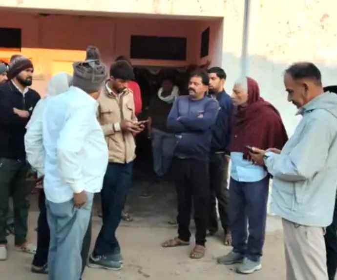 शादी के 7 माह बाद विवाहिता ने लगाया फंदा : परिवार के खेत में जाने के बाद घर में लगाया फंदा, आगरी गाँव का है मामला, सदर थाना पुलिस जाँच में जुटी