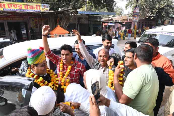 वीडियो न्यूज़ : नीमकाथाना में पीसीसी डोटासरा का भव्य स्वागत : कांग्रेस कार्यकर्ताओं में दिखा उत्साह, अलवर जाते समय विभिन्न जगह स्वागत