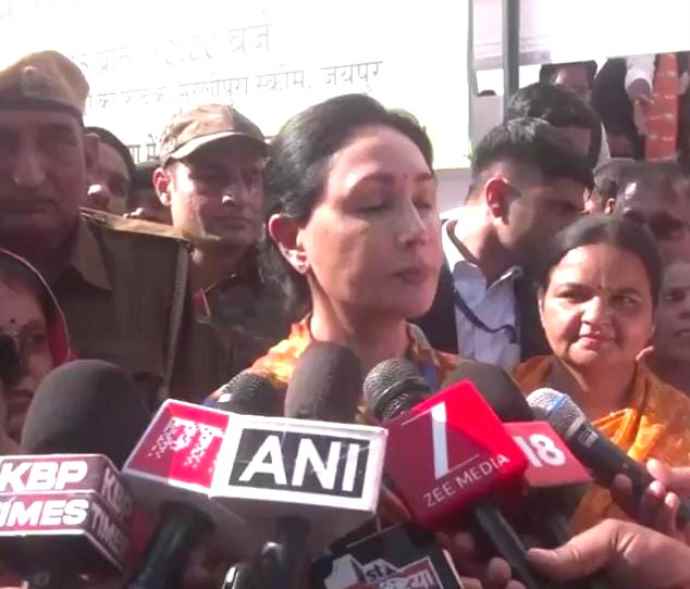 जयपुर में बनेंगे दो नए रेलवे ब्रिज : उपमुख्यमंत्री दीया कुमारी ने किया शिलान्यास, 70 हजार लोगों को मिलेगी बड़ी राहत