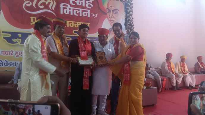 वीडियो न्यूज़ : नीमकाथाना में गौड़ ब्राह्मण समाज प्रतिभा सम्मान समारोह : प्रतिभाओं का हुआ सम्मान, कुरीतियों को त्यागने का लिया संकल्प, पूर्व मंत्री की वित्त योग अध्यक्ष से अपील