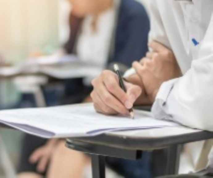 चपरासी भर्ती परीक्षा का परिणाम जारी : 53 हजार पदों के लिए 21 लाख से ज्यादा उम्मीदवारों ने दी थी परीक्षा, यहाँ देखे परिणाम