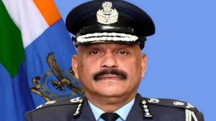 पूर्व एयर मार्शल जीतेंद्र मिश्रा राममंदिर के पहले CEO बने : गोविंद देव गिरि नए महासचिव बने, ट्रस्ट में 3 नए सदस्य भी बनाए गए, निर्मला यादव ट्रस्ट की पहली महिला ट्रस्टी