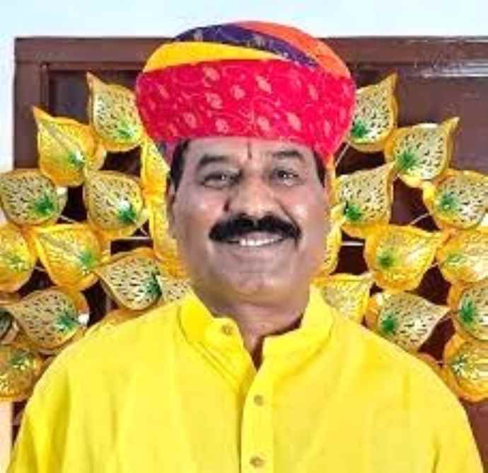 प्रसिद हास्‍य कव‍ि की दर्दनाक मौत : रींगस में दर्दनाक हादसा, कार के उड़े परखच्चे, हादसे में प्रसिद्ध हास्‍य कव‍ि केसर देव मारवाड़ी की मौत