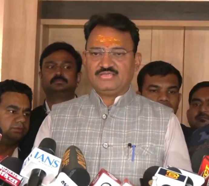 भाजपा कार्यालय में मंत्री करेंगे कार्यकर्ताओं की सुनवाई : पहले दिन डिप्टी सीएम प्रेमचंद बैरवा और ऊर्जा मंत्री हीरालाल नागर ने की जन सुनवाई, डिप्टी सीएम की कार्यकर्ताओ से अपील