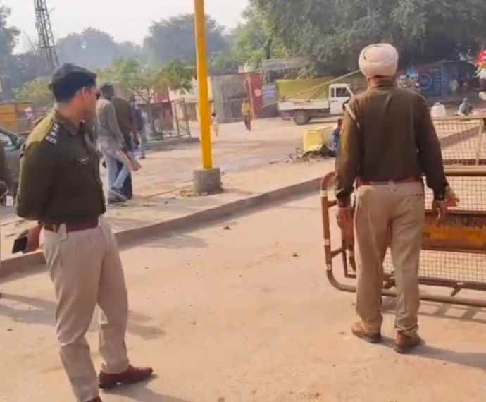 वीडियो न्यूज़ : धौलपुर सिटी सीओ एक्शन मोड़ में दिखे : शहर की यातायात व्यवस्था को सुधारने के लिए उतरे सड़कों पर, सिटी सीओ जांगिड़ की दो टूक चेतावनी