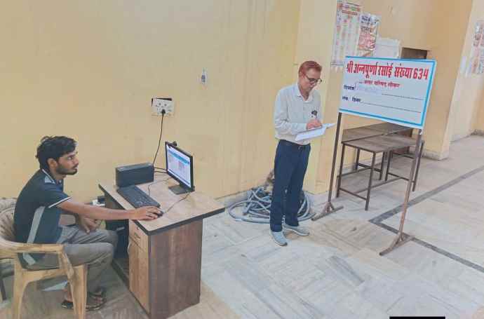 अन्नपूर्णा रसोइयों का निरीक्षण : नगर परिषद ने किया निरीक्षण, व्यवस्थाओं का लिया जायजा, बेहतर सुविधाएं उपलब्ध कराने के निर्देश