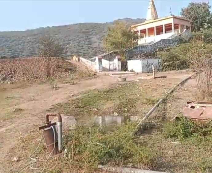 वीडियो न्यूज़ : नीमकाथाना में जलदाय विभाग आया हरकत में : मोहनपुरा में पाइपलाइन चोरी मामले की जांच की शुरू, चोरों को लास्ट वार्निंग