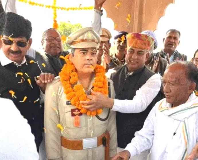 शहीद बीनाराम की प्रतिमा का हुआ अनावरण : CRPF में डिप्टी कमांडेंट के पद पर थे तैनात, 2024 में शहीद हुए थे, विधायक ने युवाओं को प्रेरणा लेने का किया आह्वान