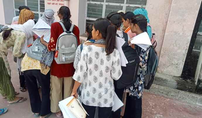 वीडियो न्यूज : छात्राओं की सुविधा के लिए कॉलेज कैंपस में कैनोपी : नीमकाथाना में भीषण गर्मी में कमला मोदी कॉलेज में ABVP की शानदार पहल