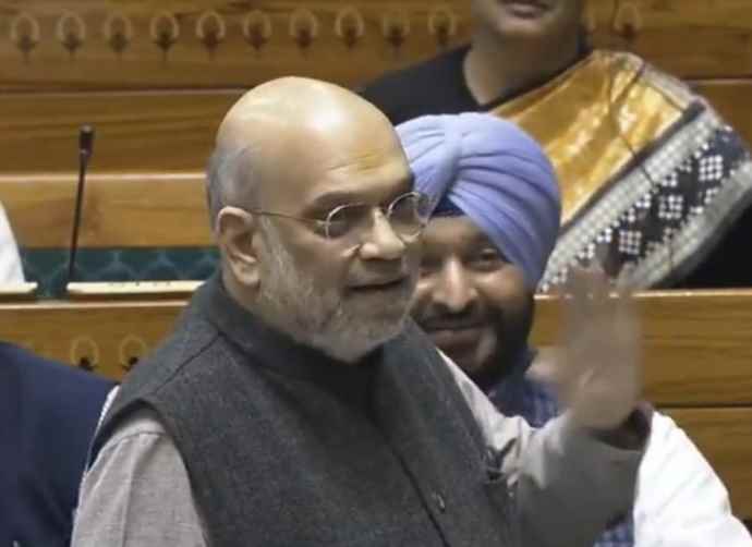 लोकसभा में अमित शाह को राहुल गांधी ने दिया चैलेंज : गृहमंत्री ने कहा -  मेरे बोलने का क्रम मैं तय करूंगा, आप नहीं, राहुल बोले - आपका रिएक्शन डरा हुआ