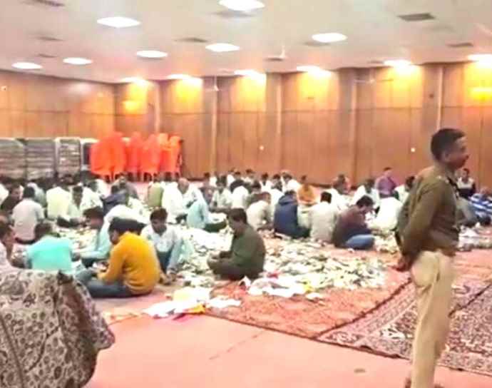 श्रीसांवलिया सेठ मंदिर भंडार में रिकॉर्ड तोड़ चढ़ावा : पांच राउंड में ही निकले 40 करोड़ रुपए, काउंटिंग अभी भी जारी, आंकड़ा और भी बढ़ सकता हैं