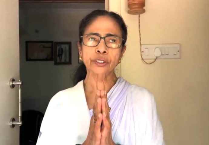 लाइव : बंगाल की 293 सीटों पर वोटों की गिनती जारी : शुरूआती रुझानों में भाजपा को मिला बहुमत, काउंटिंग के बीच ममता बोली - उनकी पार्टी अंतिम राउंड में जीत हासिल करेगी